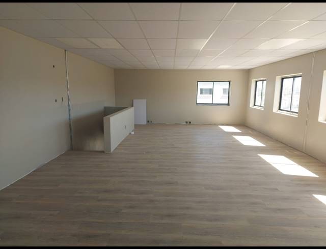 502M² WAREHOUSE TO LET IN FIRGROVE